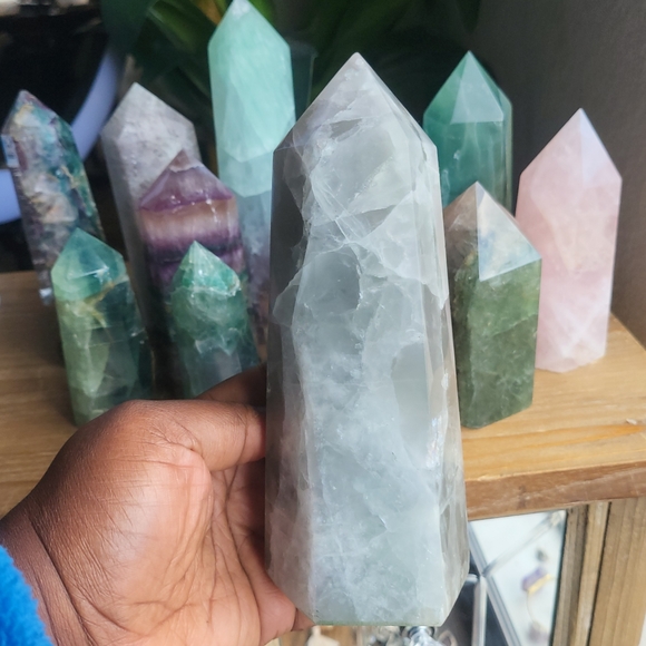 S-M-L-XL Rainbow Fluorite Crystal Tower Wands / 3rd Eye Chakra Cleansing Wand - Picture 4 of 5